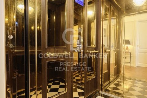 Ático de 2 dormitorios en alquiler en Barcelona, Cataluña, Spain № 6162 - foto 23
