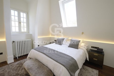 Ático de 2 dormitorios en alquiler en Barcelona, Cataluña, Spain № 6162 - foto 12
