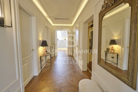 Ático de 2 dormitorios en alquiler en Barcelona, Cataluña, Spain № 6162 - foto 19