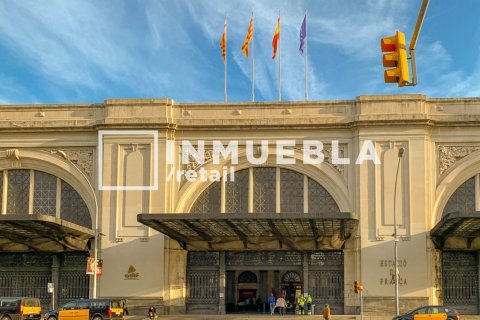 Propiedad comercial de 153 m² en venta en Sant Martí, Barcelona, Cataluña, Spain № 1919 - foto 27
