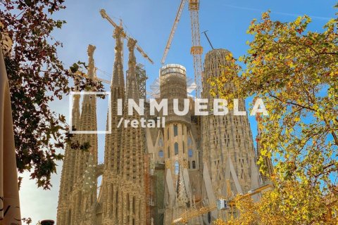 Propiedad comercial de 153 m² en venta en Sant Martí, Barcelona, Cataluña, Spain № 1919 - foto 8