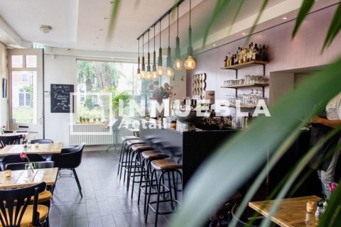 Propiedad comercial de 88 m² en venta en Eixample, Barcelona, Cataluña, Spain № 1917
