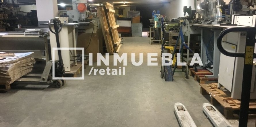 Propiedad comercial de 1500 m² en venta en Eixample, Barcelona, Cataluña, Spain № 1923
