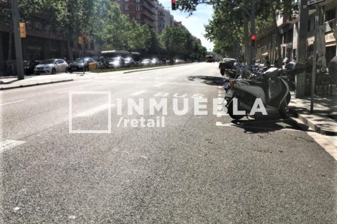 Propiedad comercial de 1500 m² en venta en Eixample, Barcelona, Cataluña, Spain № 1923 - foto 7