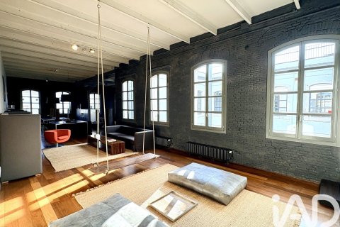 Ático de 2 dormitorios en alquiler en Barcelona, Cataluña, Spain № 7322