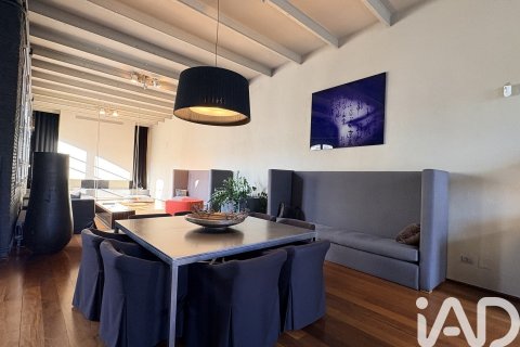 Ático de 2 dormitorios en alquiler en Barcelona, Cataluña, Spain № 7322 - foto 15