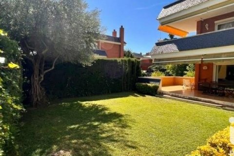 Apartamento de 4 dormitorios en venta en Sant Andreu de Llavaneres, Barcelona, Cataluña, Spain № 7327
