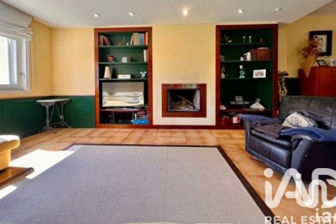 Apartamento de 4 dormitorios en venta en Sant Andreu de Llavaneres, Barcelona, Cataluña, Spain № 7327 - foto 18