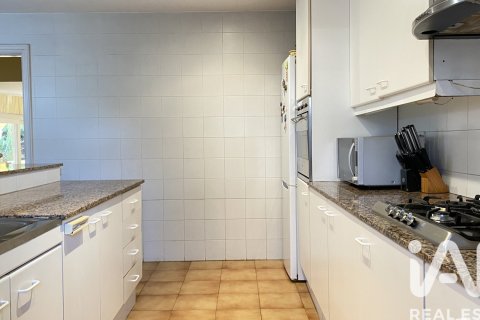 Apartamento de 4 dormitorios en venta en Sant Andreu de Llavaneres, Barcelona, Cataluña, Spain № 7327 - foto 13