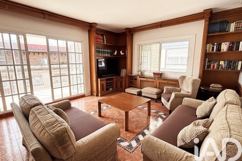 5 bedrooms apartment for rent in Barcelona, Catalonia, Spain № 7324 - photo 20