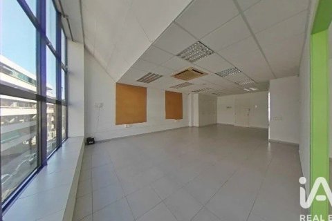 Снять в аренду коммерческую недвижимость в Манреса, Испания 45м², № 7321 - фото 4