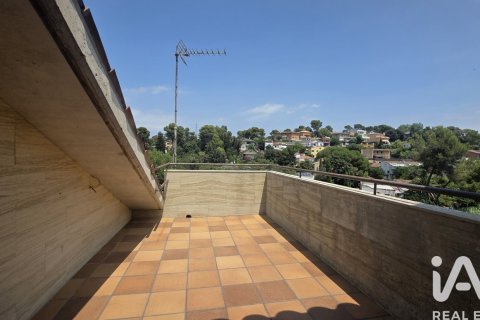 4 bedrooms house for rent in Sant Cugat Del Valles, Barcelona, Catalonia, Spain № 7323 - photo 27