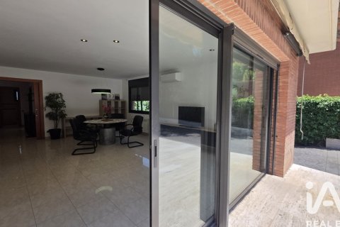 4 bedrooms house for rent in Sant Cugat Del Valles, Barcelona, Catalonia, Spain № 7323 - photo 19