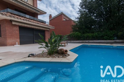 4 bedrooms house for rent in Sant Cugat Del Valles, Barcelona, Catalonia, Spain № 7323 - photo 25