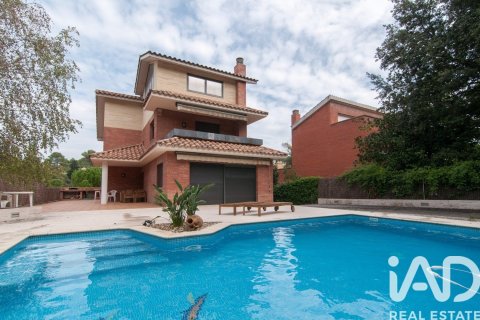 4 bedrooms house for rent in Sant Cugat Del Valles, Barcelona, Catalonia, Spain № 7323 - photo 26