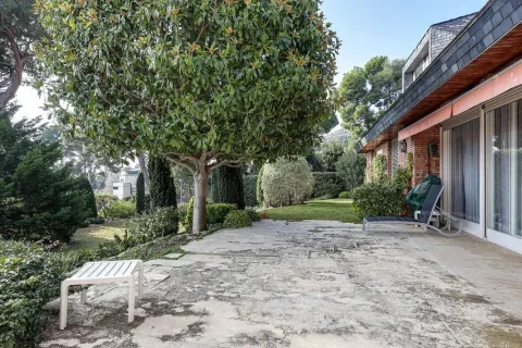 Сasa de 10 dormitorios en venta en Barcelona, Cataluña, Spain № 1711 - foto 15