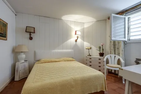 Сasa de 10 dormitorios en venta en Barcelona, Cataluña, Spain № 1711 - foto 13