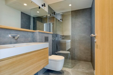 Сasa de 6 dormitorios en venta en Barcelona, Cataluña, Spain № 1713 - foto 17