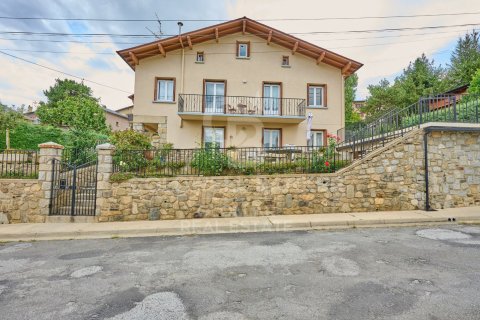 8 bedrooms house for sale in Catalonia, Spain № 5847