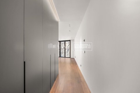 Apartamento de 3 dormitorios en venta en Principado De Andorra (Ninguna Poblacion Tiene C.P.), Lérida, Cataluña, Spain № 5852 - foto 9