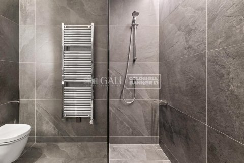 Apartamento de 3 dormitorios en venta en Principado De Andorra (Ninguna Poblacion Tiene C.P.), Lérida, Cataluña, Spain № 5852 - foto 21