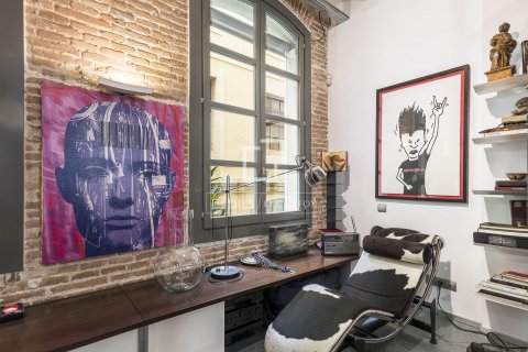 Apartamento de 2 dormitorios en venta en Barcelona, Cataluña, Spain № 8613 - foto 14