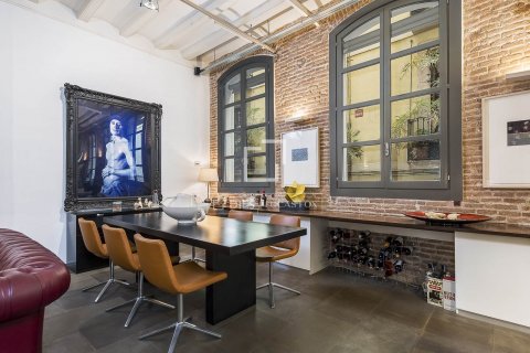 Apartamento de 2 dormitorios en venta en Barcelona, Cataluña, Spain № 8613 - foto 6