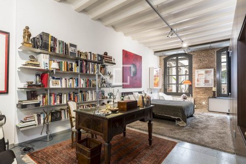 Apartamento de 2 dormitorios en venta en Barcelona, Cataluña, Spain № 8613 - foto 15