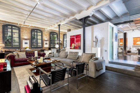 Apartamento de 2 dormitorios en venta en Barcelona, Cataluña, Spain № 8613