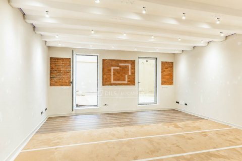 Купить квартиру в Барселона, Испания с 3 спальни, 132м², № 8614 - фото 11