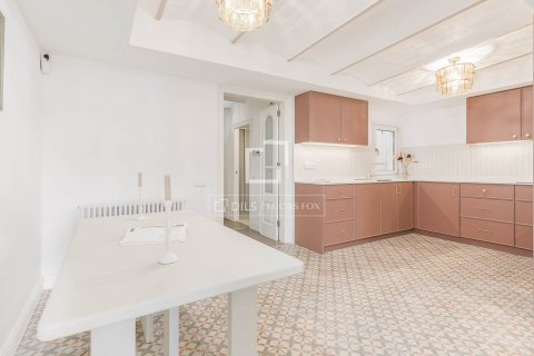 Купить квартиру в Барселона, Испания с 3 спальни, 119м², № 8612 - фото 10