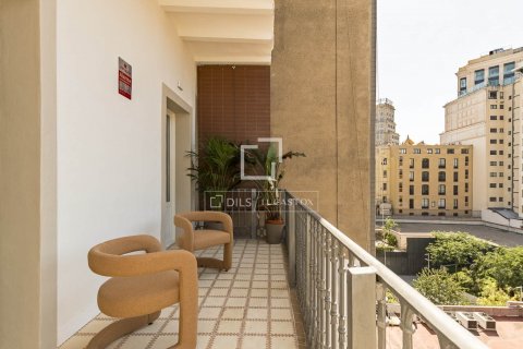 Купить квартиру в Барселона, Испания с 3 спальни, 119м², № 8612 - фото 6