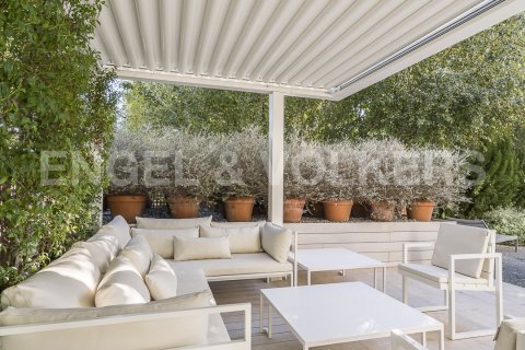 Villa de 5 dormitorios en venta en Pedralbes, Barcelona, Cataluña, Spain № 2639 - foto 21