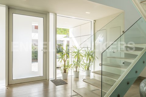 Villa de 5 dormitorios en venta en Pedralbes, Barcelona, Cataluña, Spain № 2639 - foto 29