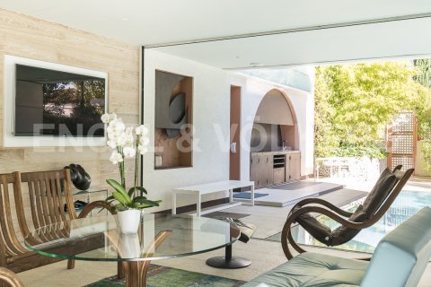 Villa de 5 dormitorios en venta en Pedralbes, Barcelona, Cataluña, Spain № 2639 - foto 28