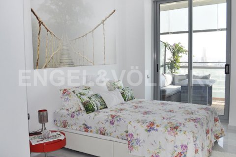 Apartamento de 3 dormitorios en venta en Sant Martí, Barcelona, Cataluña, Spain № 2633 - foto 28