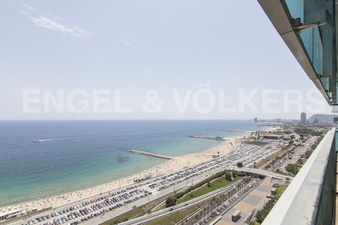 Apartamento de 3 dormitorios en venta en Sant Martí, Barcelona, Cataluña, Spain № 2633 - foto 27