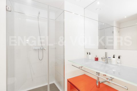Apartamento de 3 dormitorios en venta en Sant Martí, Barcelona, Cataluña, Spain № 2633 - foto 25