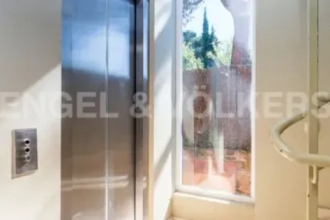 Сasa de 4 dormitorios en venta en Vallvidrera - el Tibidabo i les Planes, Barcelona, Cataluña, Spain № 2637 - foto 22