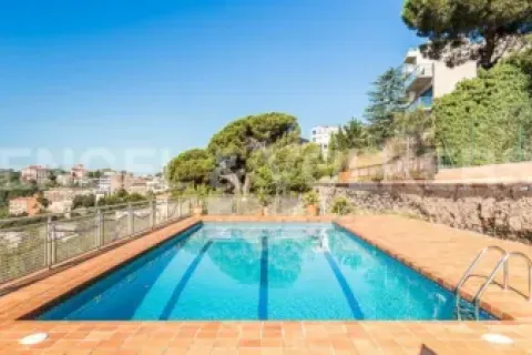 Сasa de 4 dormitorios en venta en Vallvidrera - el Tibidabo i les Planes, Barcelona, Cataluña, Spain № 2637 - foto 24