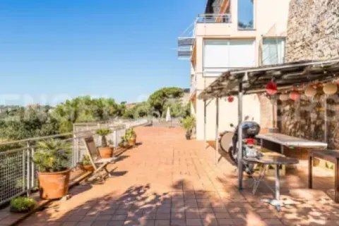 Сasa de 4 dormitorios en venta en Vallvidrera - el Tibidabo i les Planes, Barcelona, Cataluña, Spain № 2637 - foto 23