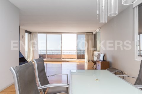 Сasa de 4 dormitorios en venta en Vallvidrera - el Tibidabo i les Planes, Barcelona, Cataluña, Spain № 2638 - foto 7