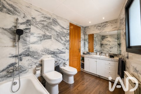 4 bedrooms duplex for sale in La Roca Del Valles, Barcelona, Catalonia, Spain № 8870 - photo 15