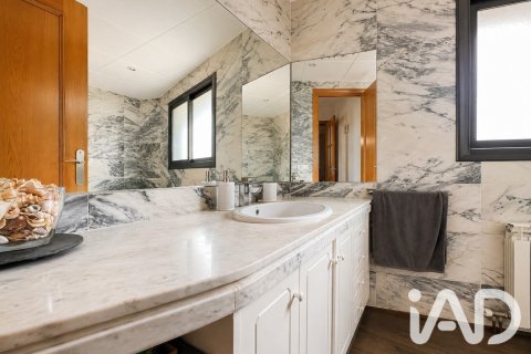 4 bedrooms duplex for sale in La Roca Del Valles, Barcelona, Catalonia, Spain № 8870 - photo 14