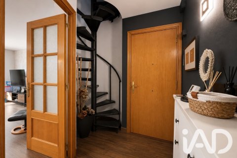 4 bedrooms duplex for sale in La Roca Del Valles, Barcelona, Catalonia, Spain № 8870 - photo 12