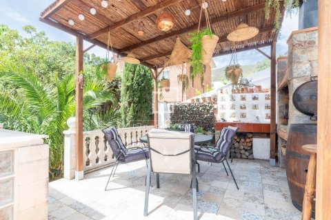 Купить виллу в Кастельдефельс, Испания с 7 спален, 336м², № 8866 - фото 7