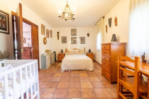 Купить виллу в Кастельдефельс, Испания с 7 спален, 336м², № 8866 - фото 27