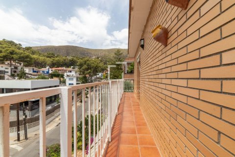 Купить виллу в Кастельдефельс, Испания с 7 спален, 336м², № 8866 - фото 20