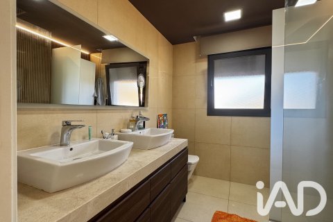 Купить дом в Сан-Пере-де-Рибес, Испания с 4 спальни, 368м², № 8867 - фото 3