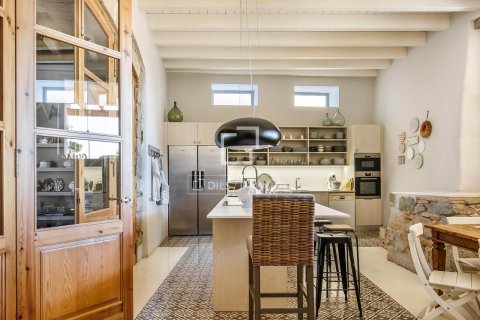 5 bedrooms villa for sale in Tiana, Barcelona, Catalonia, Spain № 7114 - photo 21